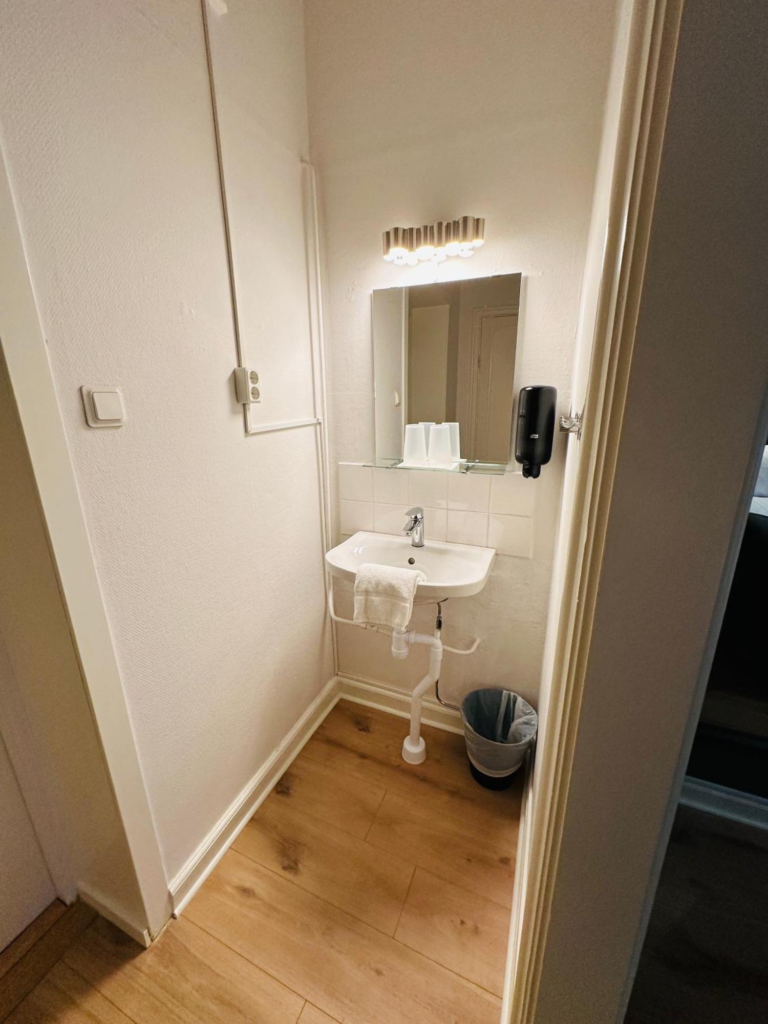 Vattengraendens Vandrarhem & Hotel Norrkoping Phòng bức ảnh